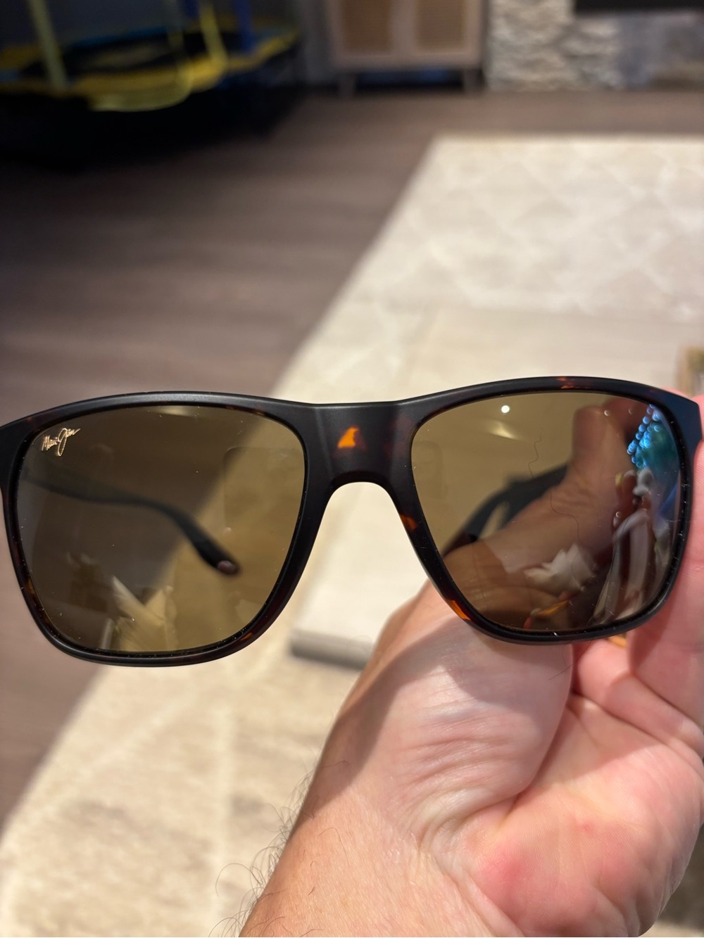 Maui Jim Black Sunglasses Case with Copper Logo - Picture 6 of 6